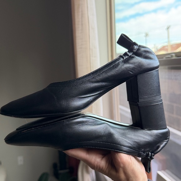 🦋 Everlane 🦋 The Day Heel Black Size 8
